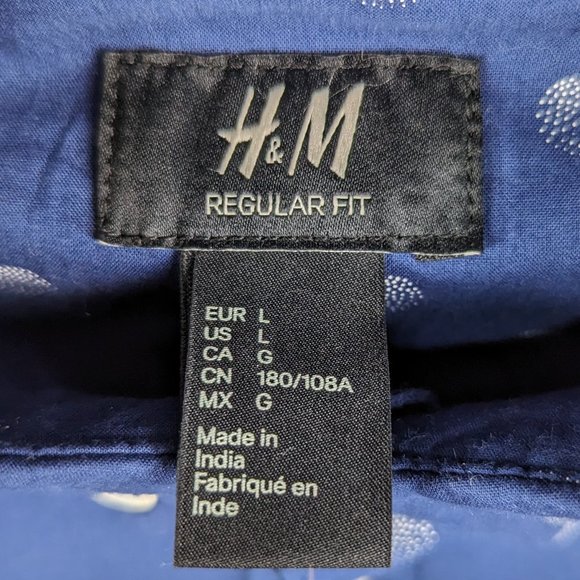 H & M* Men's Short Sleeve Button Down‎ Curved Hem Chest Pocket Shirt~ Size Large - Picture 4 of 12